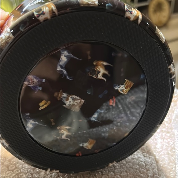 Robert Graham Dog Bowl Set - Picture 6 of 9